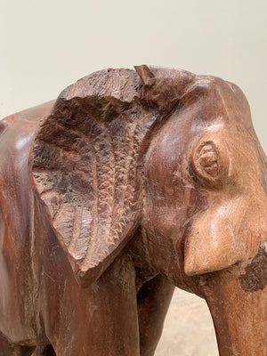 Carved elephants (each)