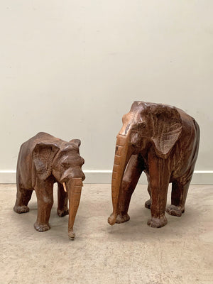 Carved elephants (each)