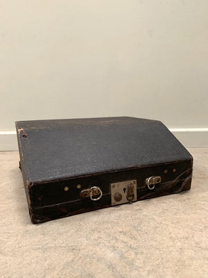 Erika typewriter with case 'as is'