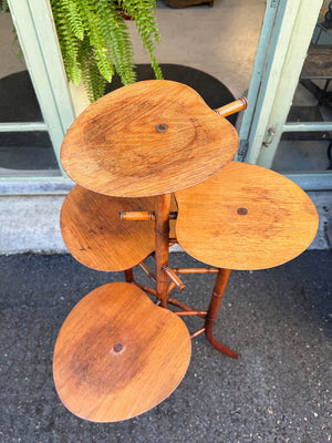 Leaf etagere