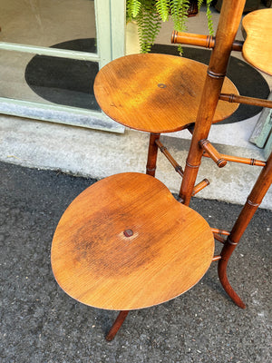 Leaf etagere