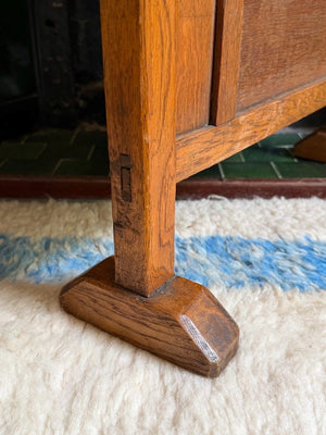 Oak fire screen