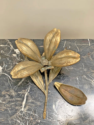 Flower ashtray