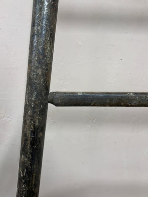 Antique tapered ladder