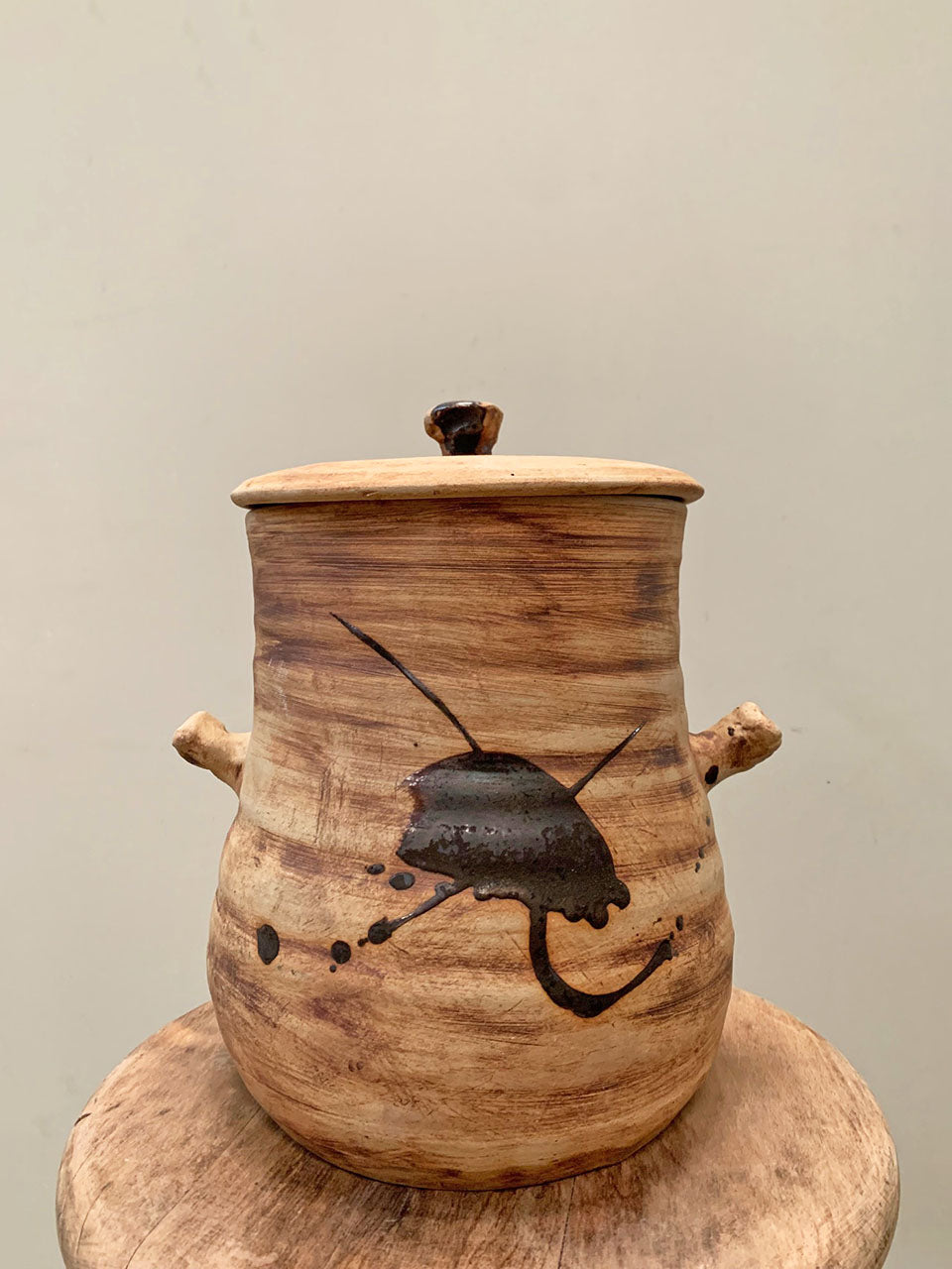 Lidded pot