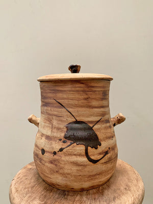 Lidded pot