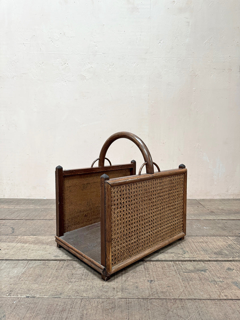 Log basket (Reserved)