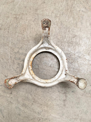 Cast iron plant pot stand