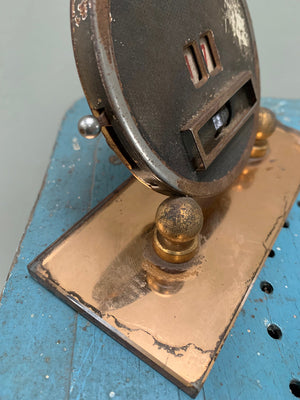 Perpetual desk calendar (Reserved)