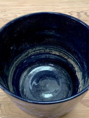Pair of plant pots