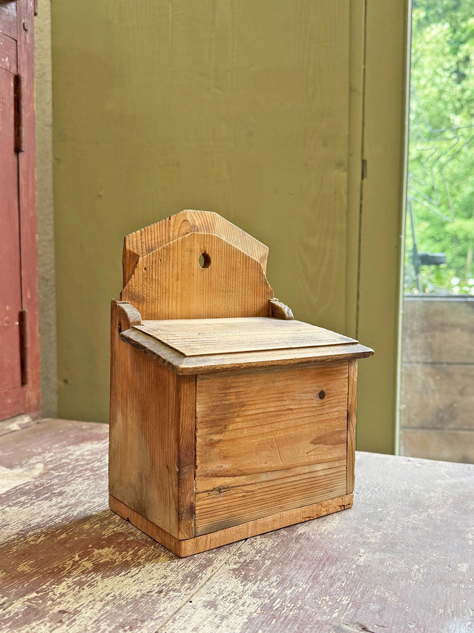 Salt box