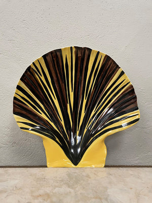 Large shell dish