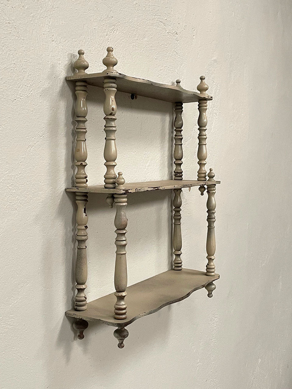 Small spindle shelves