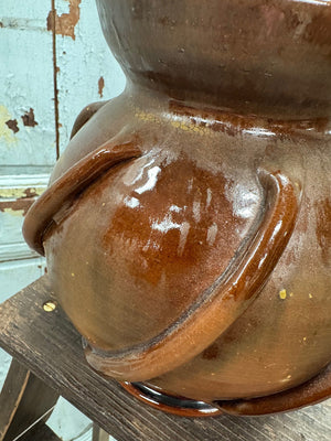Swirl jug