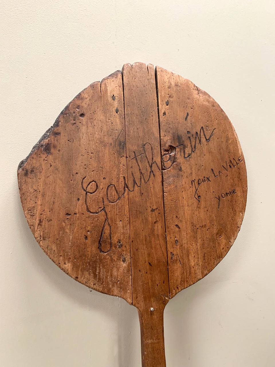 Long handled breadboard