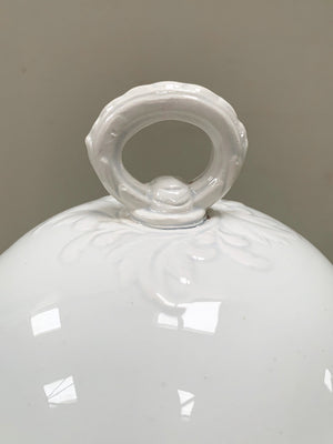 Ceramic tureen with lid