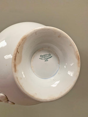 Ceramic tureen with lid