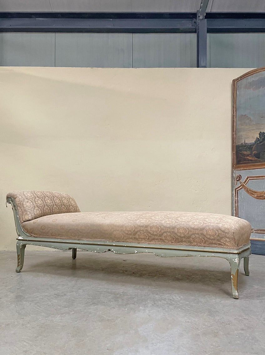 Painted chaise longue 'as is'