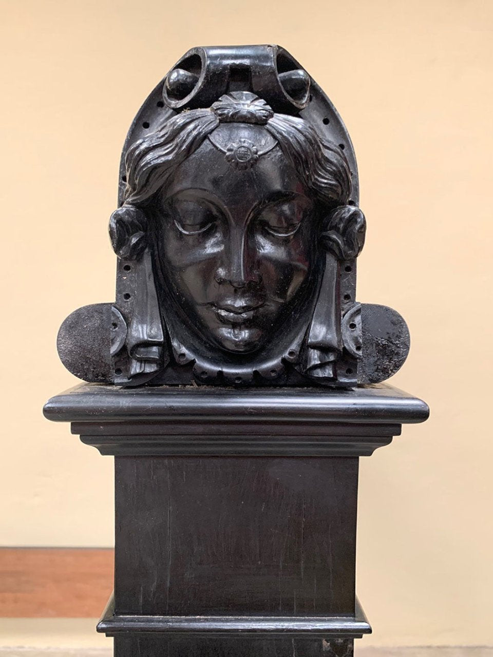 Ebonised day bed 'as is'