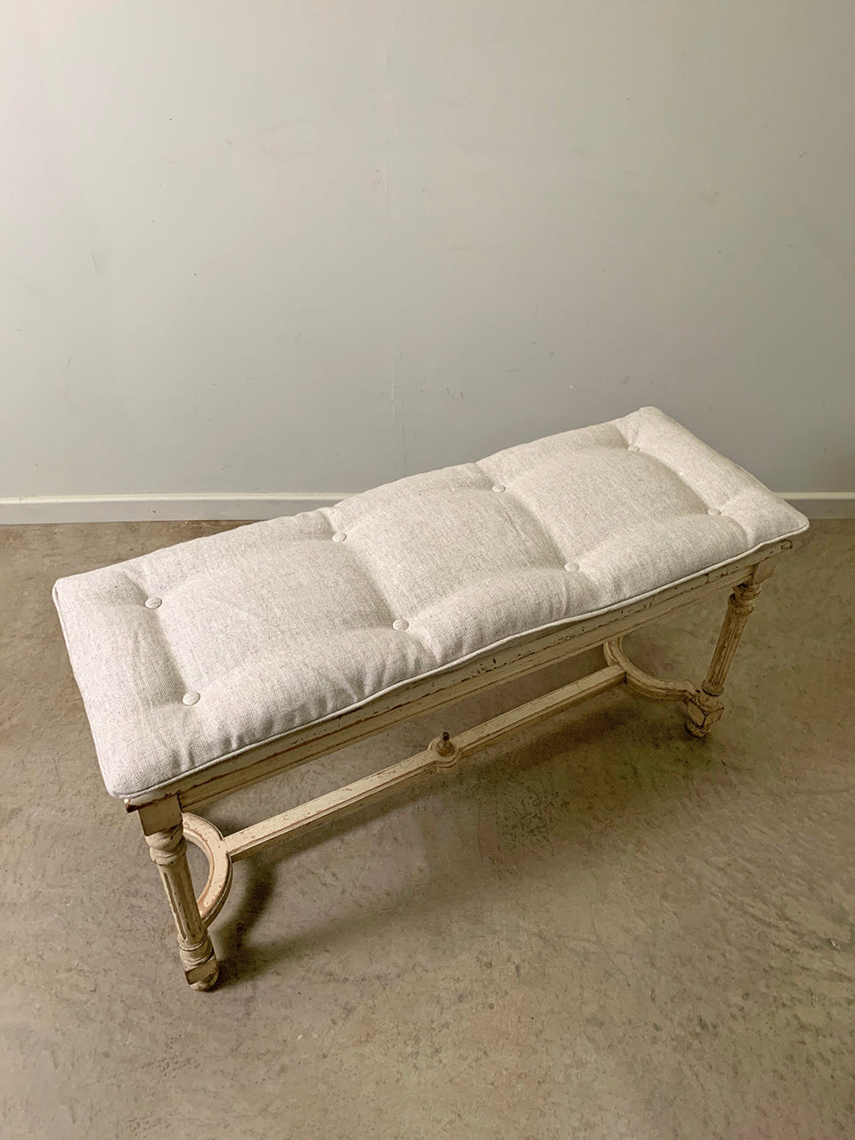 Louis XVI bench with cushion