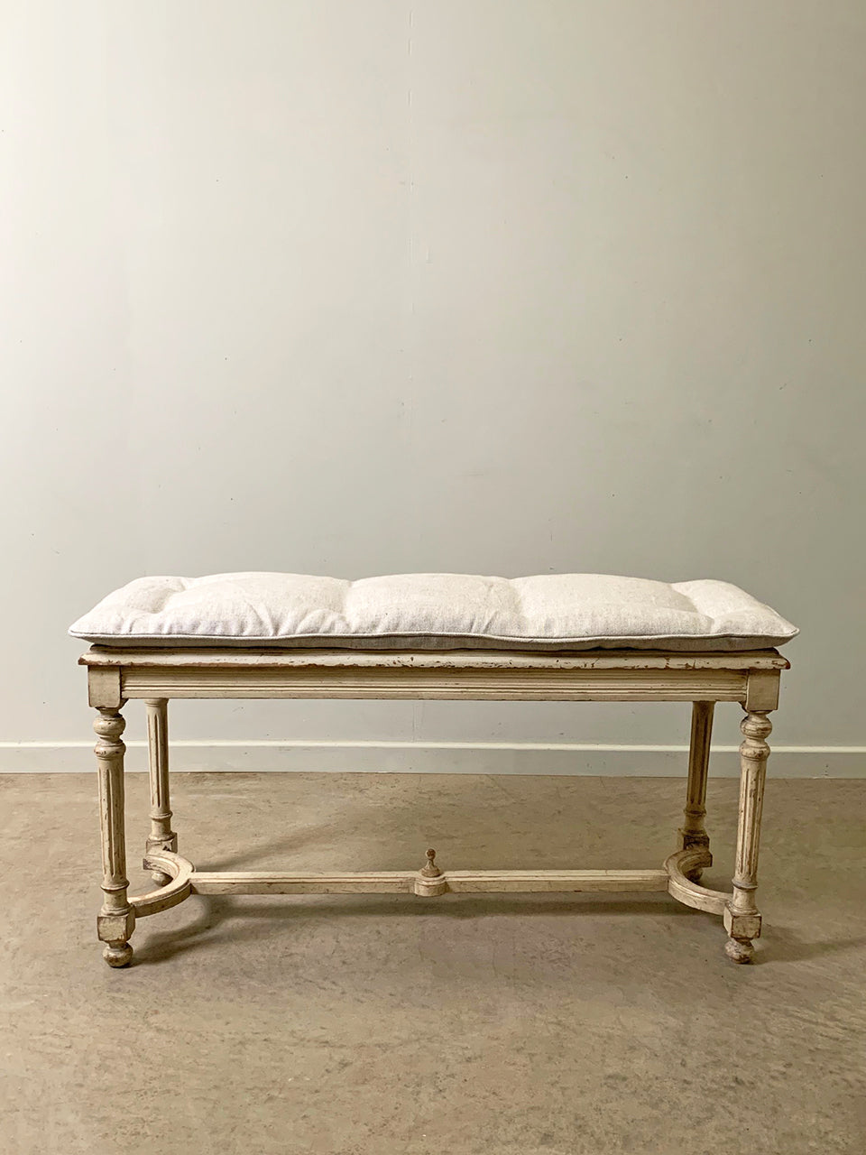 Louis XVI bench with cushion
