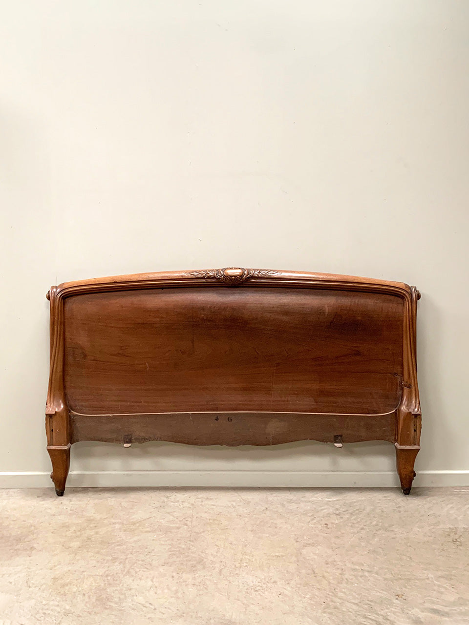 Art Nouveau bed head