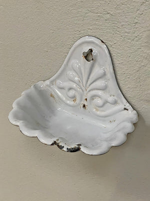 Enamel soap dish