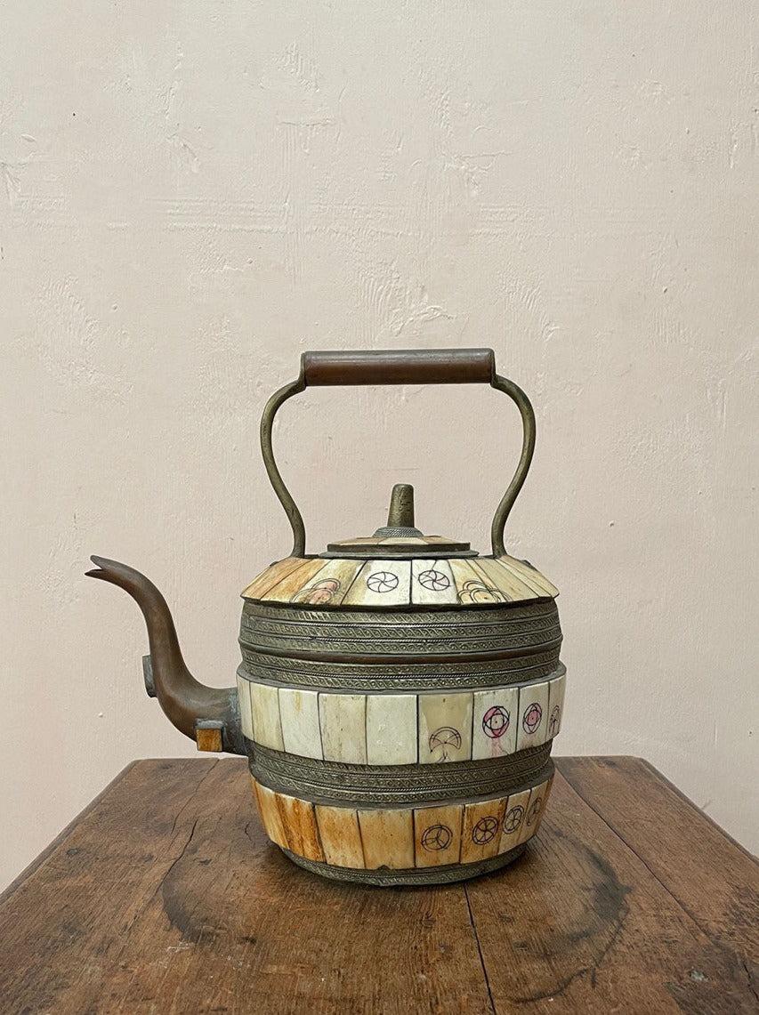 Large teapot