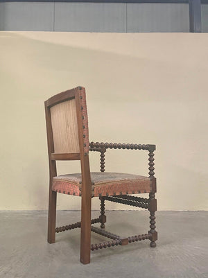 Bobbin carver chair 'as is'