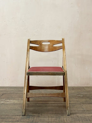 Folding chairs (each)