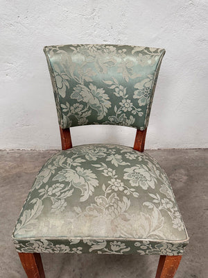 Armless bridge chair  ﻿