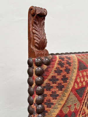 Grand oak chair