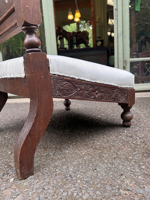 Prayer chair