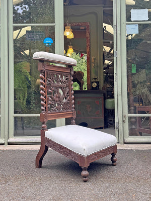 Prayer chair