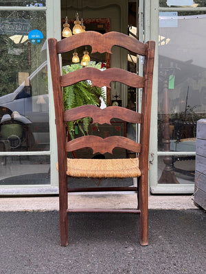 Farmhouse rush armchair