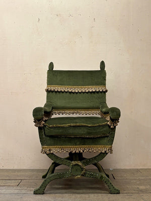 Throne chair 'as is'
