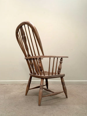 Low Windsor chair