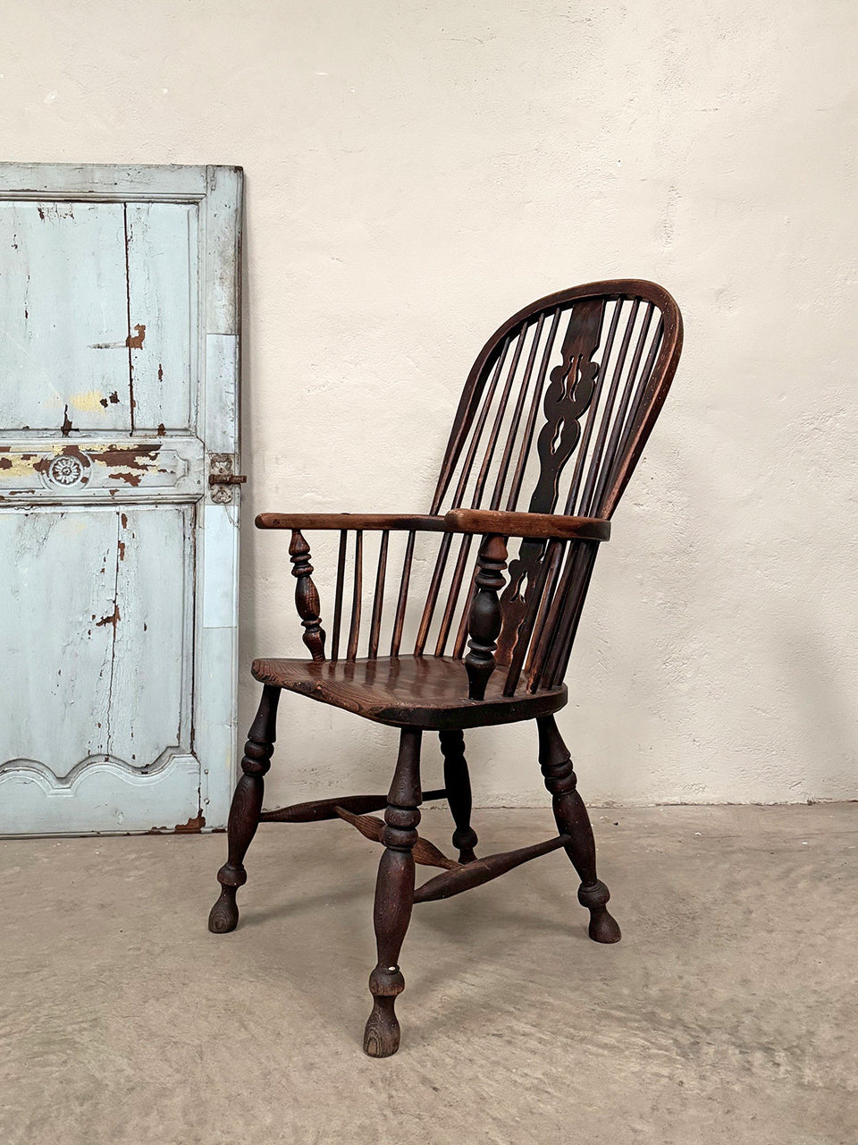 Windsor chair