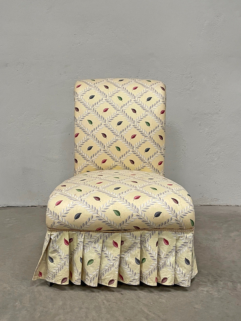 Scroll back slipper chair 'as is'