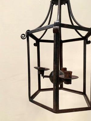 Ceiling candleholder