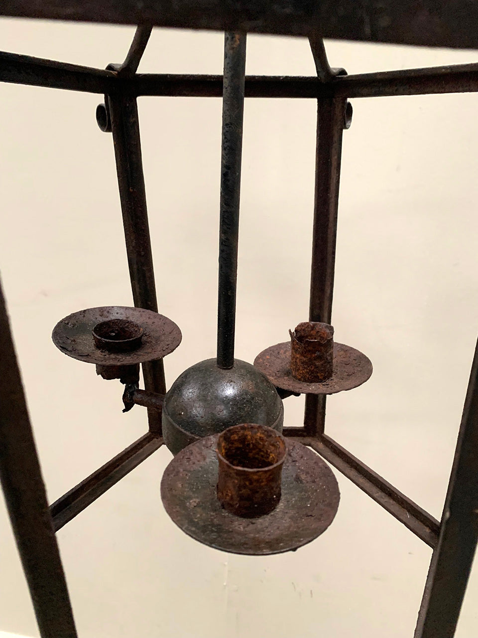 Ceiling candleholder