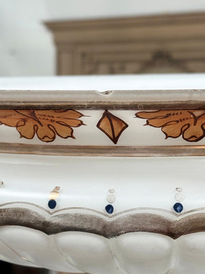 Glass ceiling shade