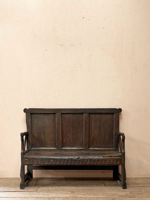 17th century oak bench (Reserved)
