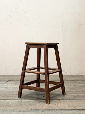 Medium height stool