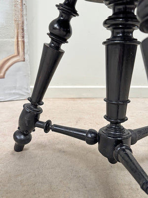 Napoleon III stool