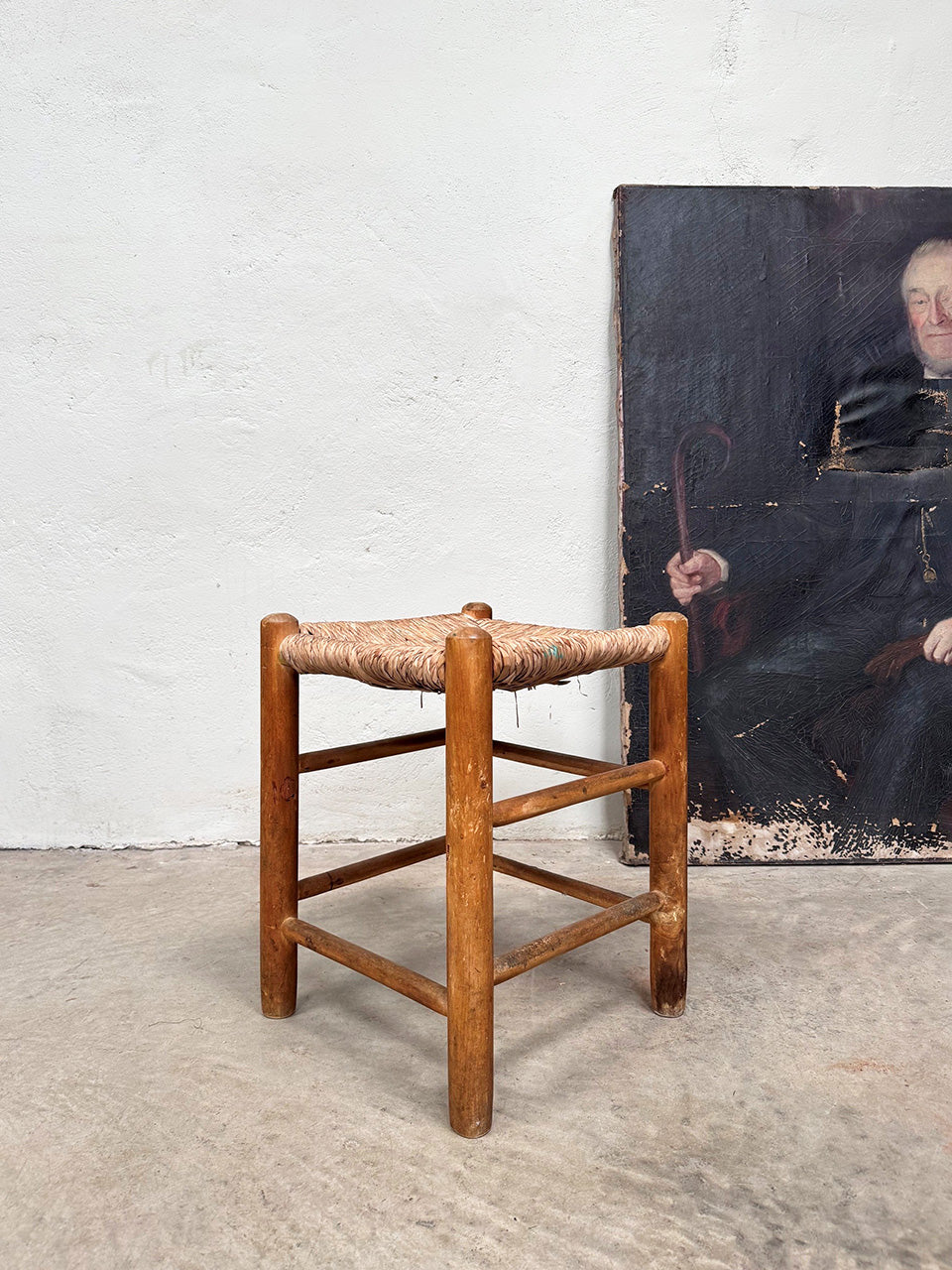 Rush seat stool
