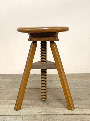 Screw stool
