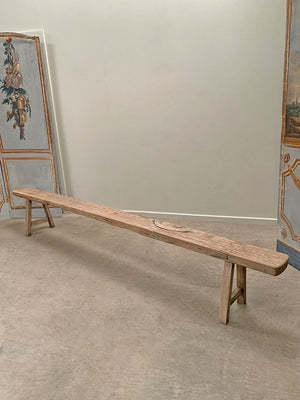 Slender oak bench