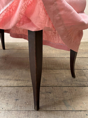 Skirted bench