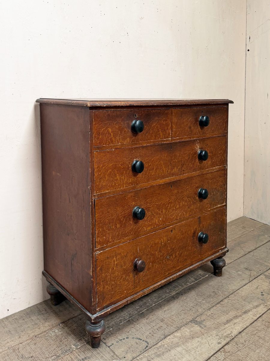 Large scumbled chest